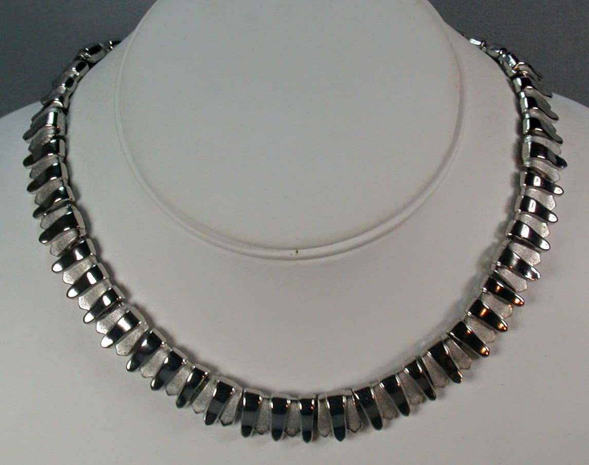 Trifari Silvertone Choker Necklace